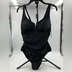 Anne Cole Limited Edition Ladies One Piece V Wire Swimsuit - Black